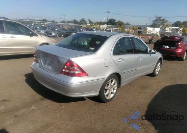 WDBRF92H97F848784: 37717081