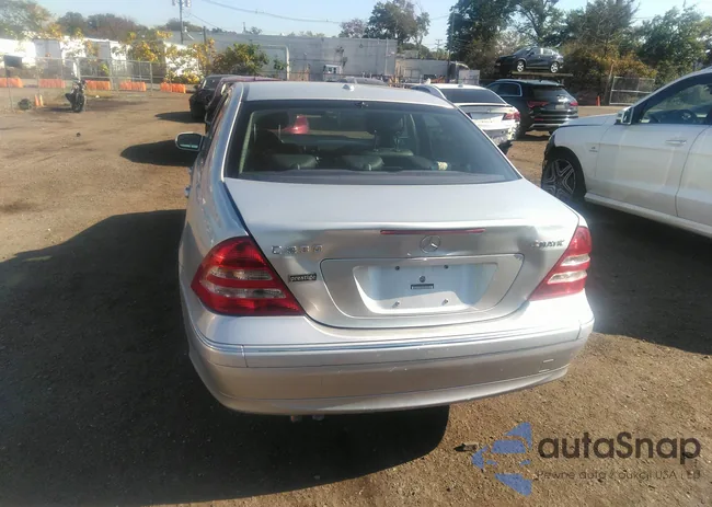 WDBRF92H97F848784: 37717081