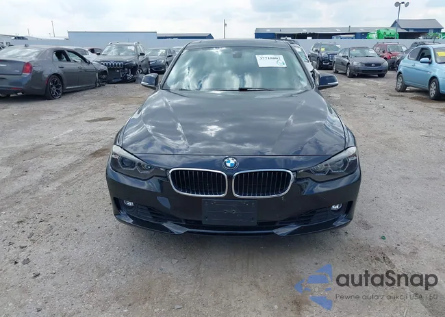 WBA3A5C5XCF345372: 37718802