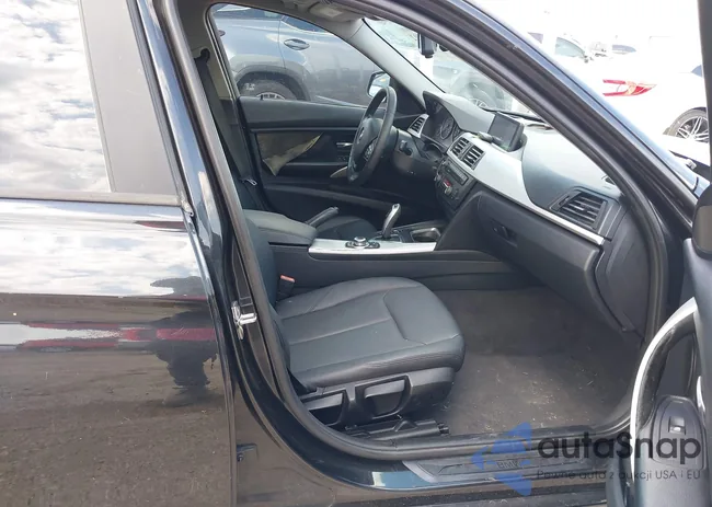 WBA3A5C5XCF345372: 37718802