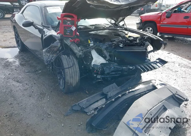 2C3CDZAG8MH556015: 37719476