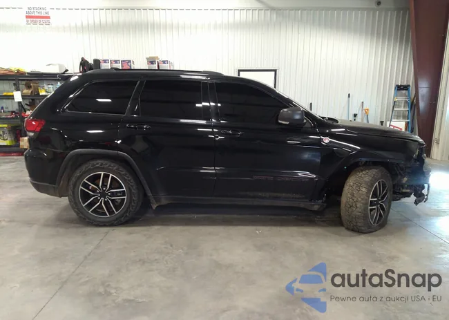 1C4RJFLT6LC185588: 37720619