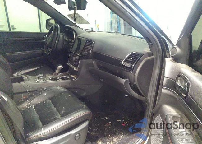 1C4RJFLT6LC185588: 37720619