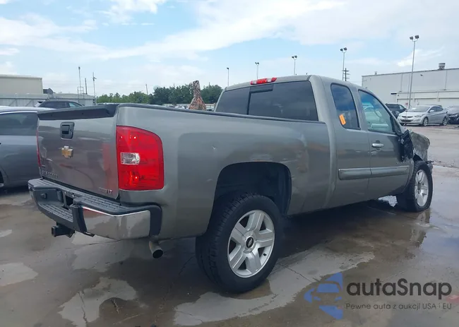 1GCRCSE01DZ138912: 37733745