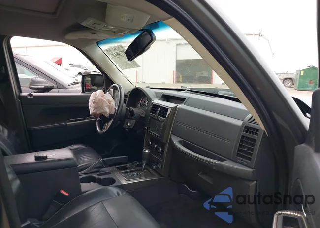 1C4PJMCK3CW125561: 37738481