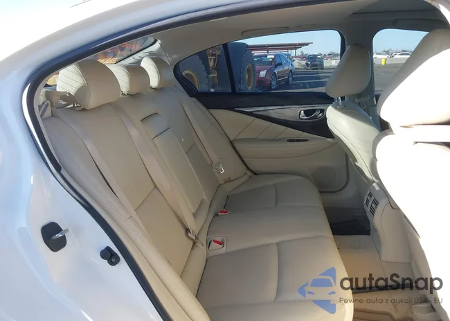 JN1BV7AP2EM678041: 37744702