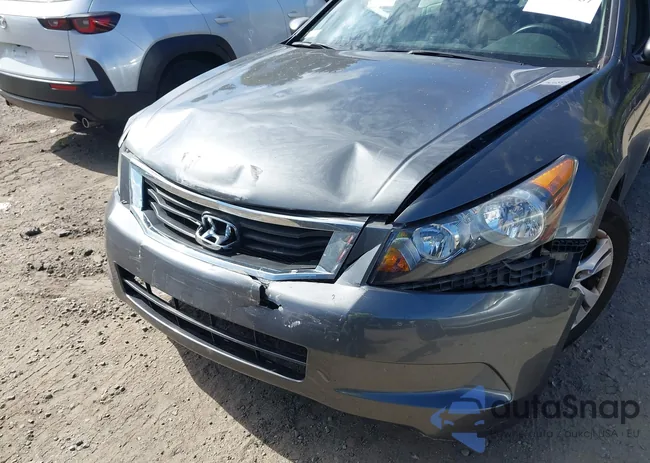 1HGCP26428A024774: 37749057