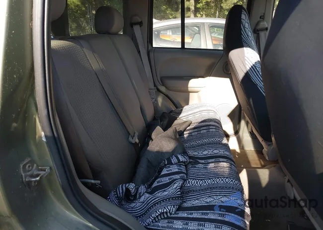 1J4GK48K64W218818: 37750411