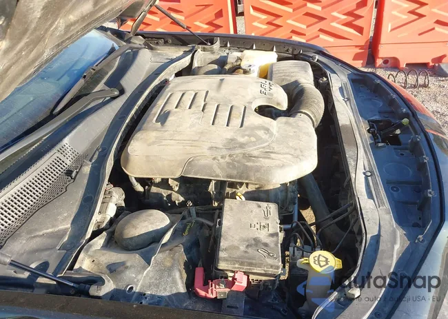 2C3CCARG5JH286066: 37759355