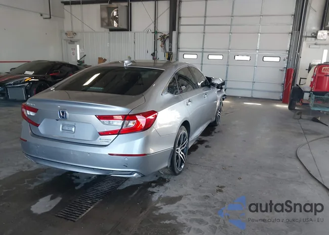 1HGCV3F95NA001184: 37759584