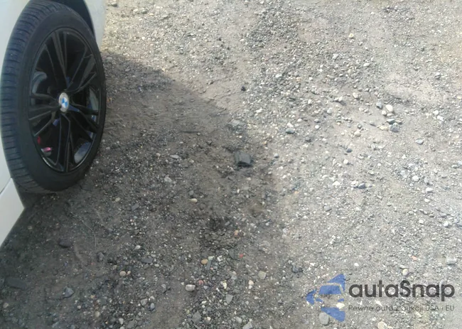 WBA8E3G53GNU01592: 37759687