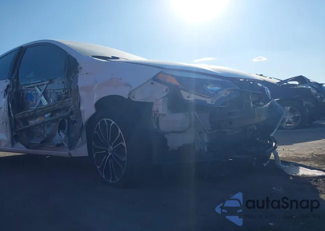 2T1BURHE7GC738038: 37761724