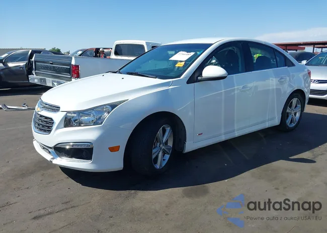 1G1PE5SB0F7123513: 37766485