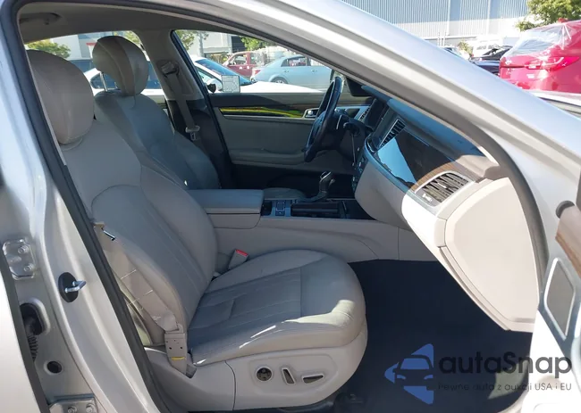 KMHGN4JE2HU177411: 37773401