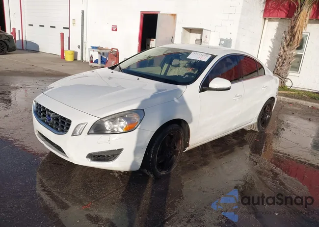 YV1622FS3C2051181: 37777115