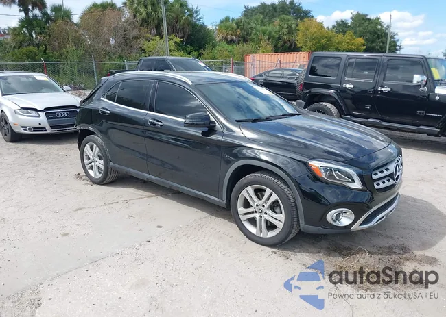 WDCTG4EB2LU021787: 37782891