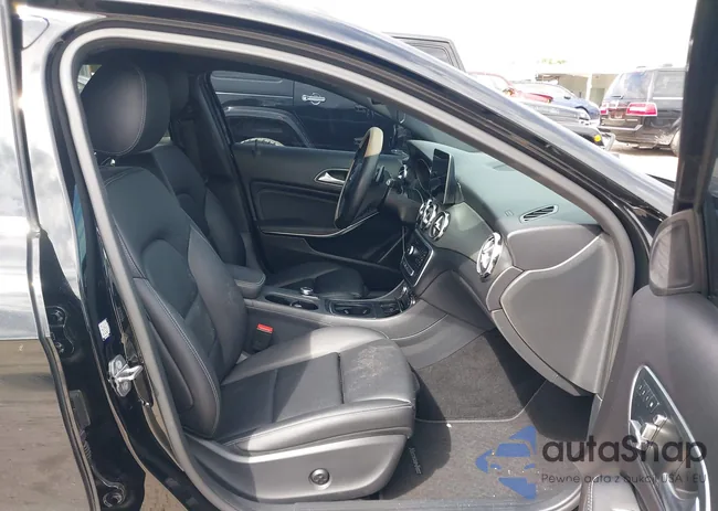 WDCTG4EB2LU021787: 37782891