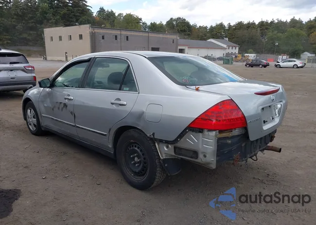 1HGCM56437A177270: 37794398