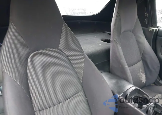 JM1NB353X10205203: 37794876