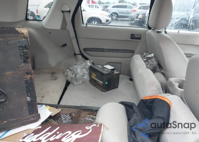 1FMCU59HX8KA46146: 37803660