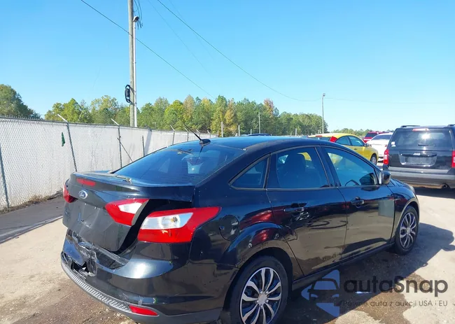 1FAHP3F2XCL361754: 37804697