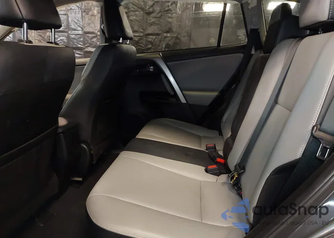 JTMDFREV5JD235450: 37807553