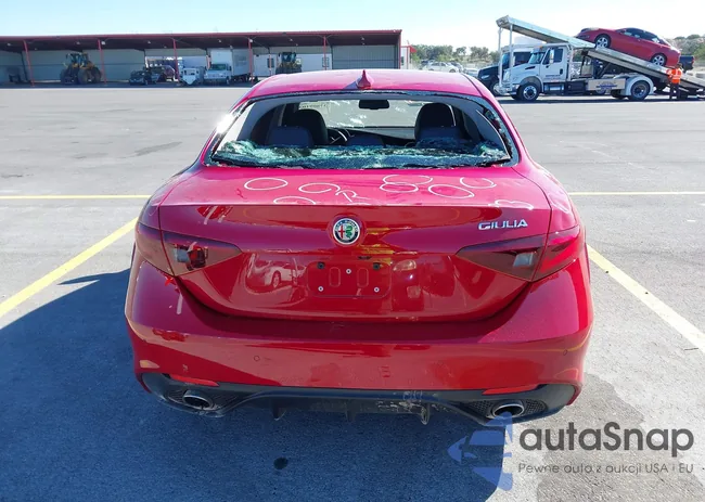 ZARFAMBN2K7601269: 37809103