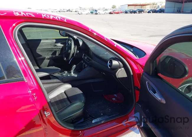 ZARFAMBN2K7601269: 37809103