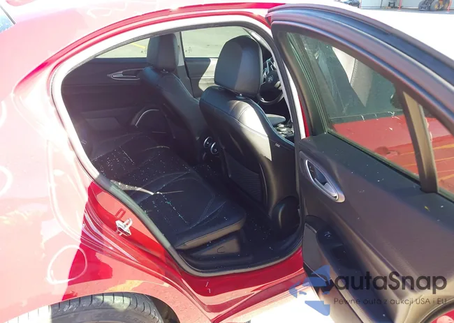 ZARFAMBN2K7601269: 37809103