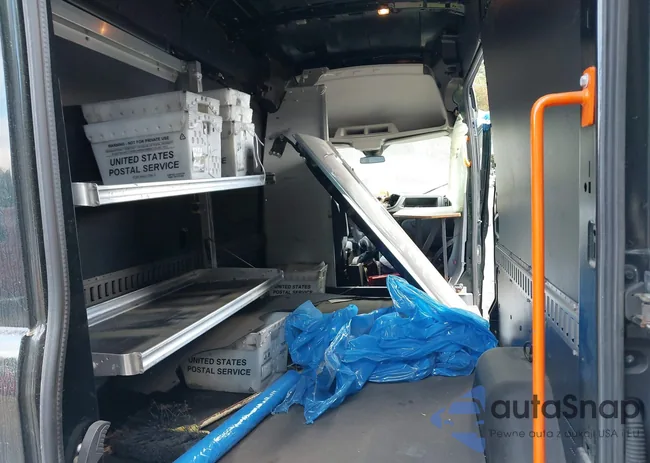 1FTLW2XM6GKB52539: 37810404