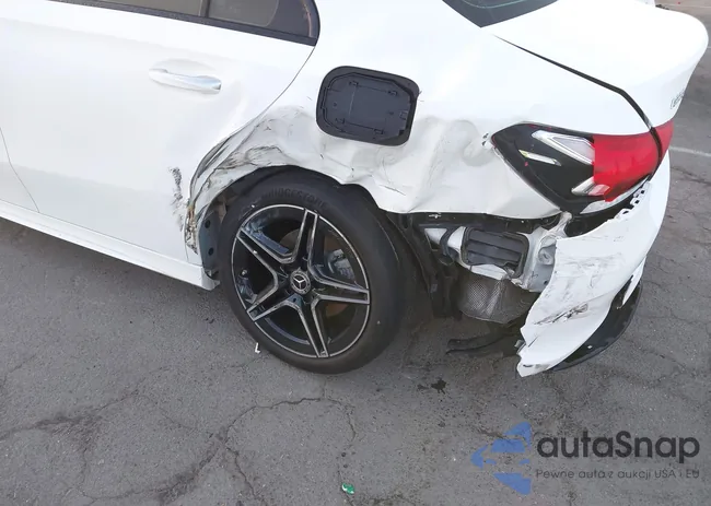 W1K3G4EB5LJ229238: 37812820