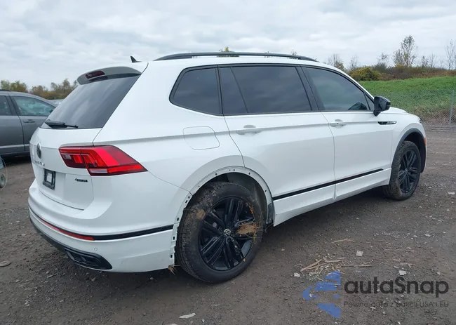 3VV8B7AX8NM086889: 37818149