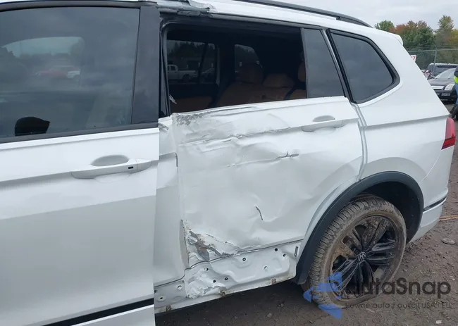 3VV8B7AX8NM086889: 37818149