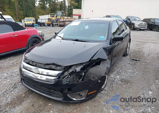 3FAHP0JG7CR235340: 37819044