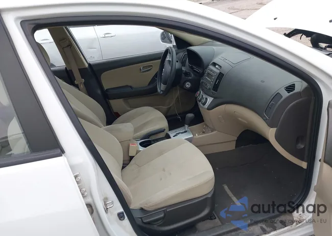 KMHDU46D28U469260: 37821244