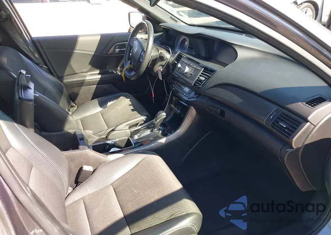 1HGCR2F58GA045176: 37823583