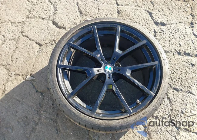 WBAGV8C02NCK08667: 37831293