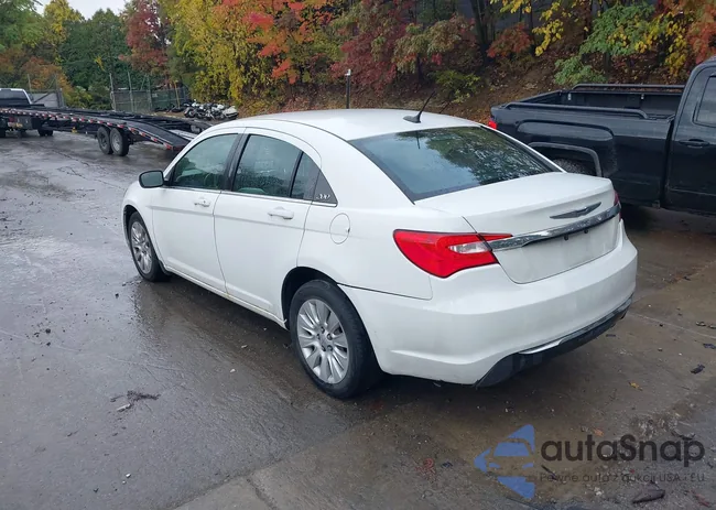 1C3CCBAB7EN124877: 37857195