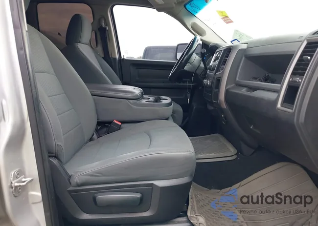 1C6RR6FT6DS707882: 37863345