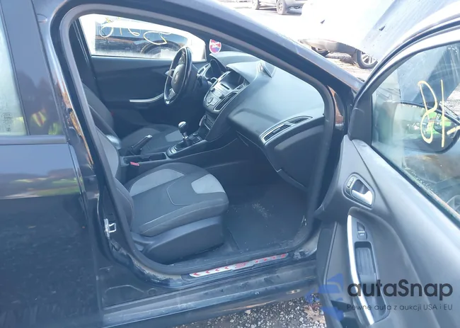 1FADP3L94HL275931: 37868218