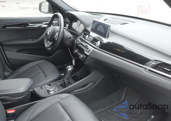 WBXHT3C57K5L37213: 37878437