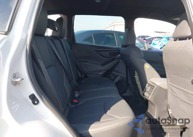 JF2SKAMC4PH418085: 37892559