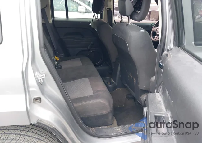 1C4NJPBA6GD741399: 37899686