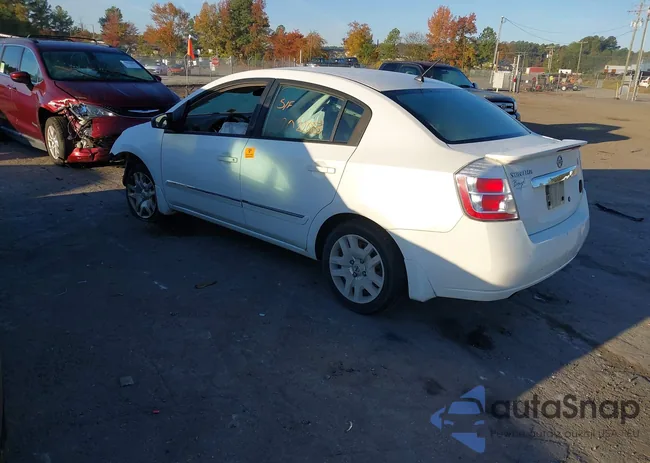 3N1AB6AP1BL615792: 37902083