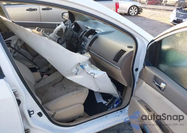 3N1AB6AP1BL615792: 37902083