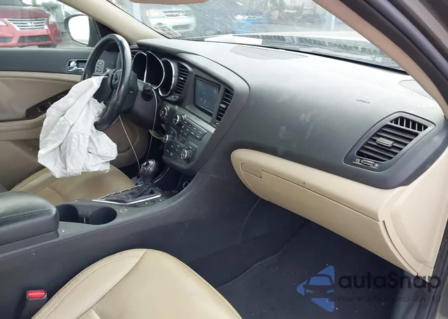 5XXGN4A77CG089345: 37903329