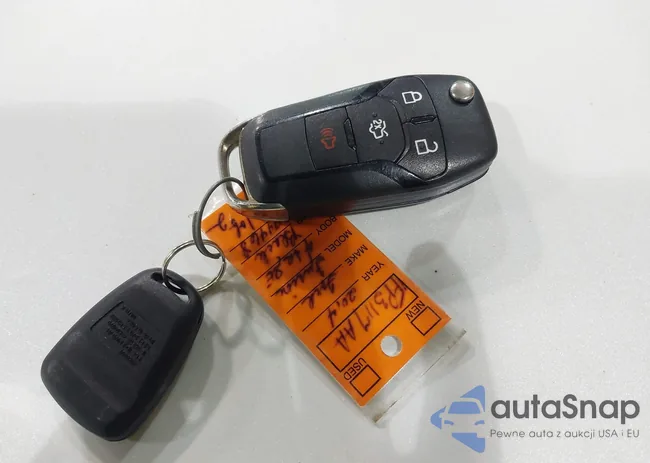 3FA6P0HD7ER374468: 37907660