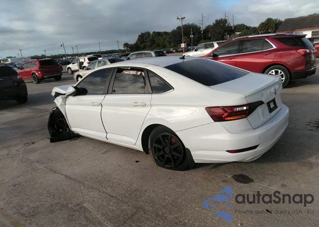 3VWC57BU7KM075797: 37908574