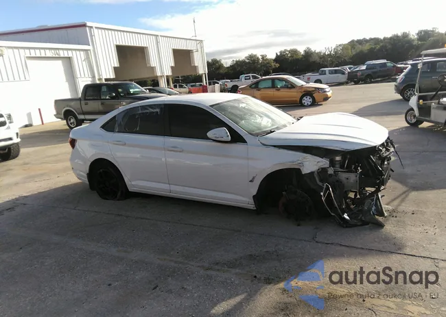 3VWC57BU7KM075797: 37908574