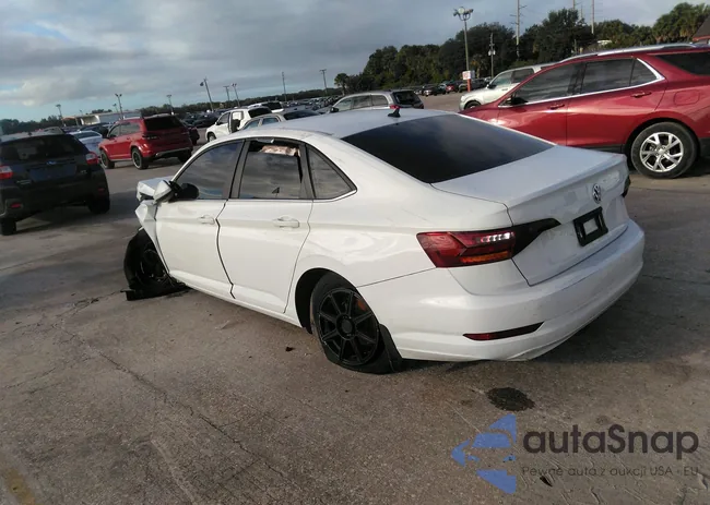 3VWC57BU7KM075797: 37908574